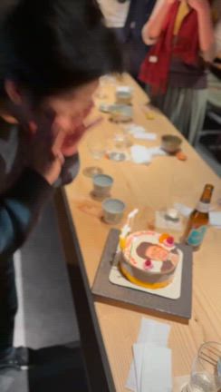 お誕生日の記事動画