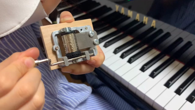 オルゴールの音色を聴いてみようの記事動画