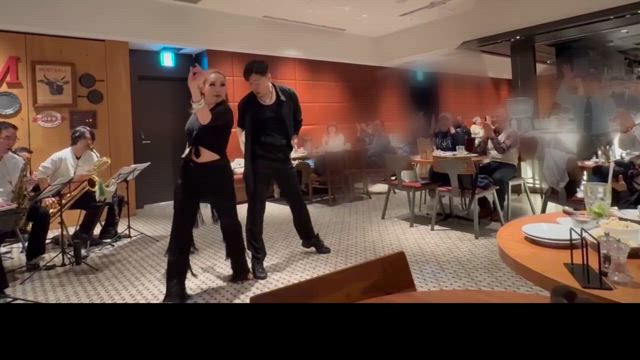 日比谷フードホール　MUSICDAY♪の記事動画