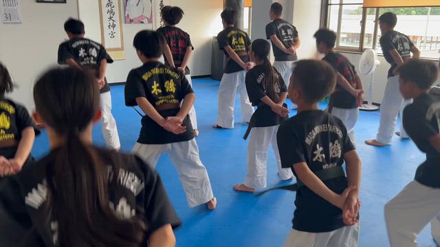 大会までラストスパート！組手選抜クラス　日本空手道　木鶏會の記事動画