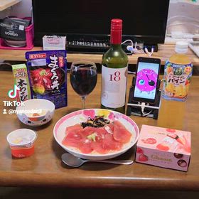 まぐろ丼#ニャン子 #nyancodan #ニャン子団 #ニャン子団デジタル企画 #スタジオの画像