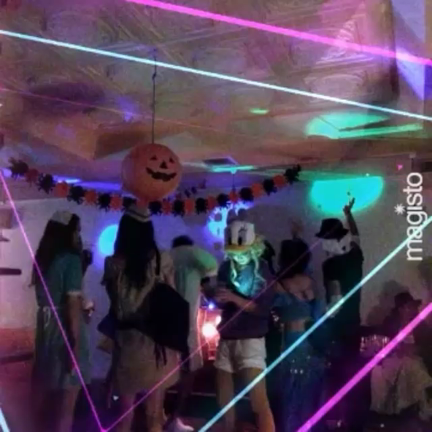 ハロウィンパーティーの記事動画