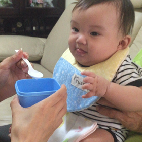 今日の離乳食は…f^_^;)の画像