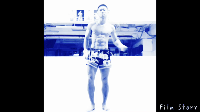服は着た方がいい。の記事動画