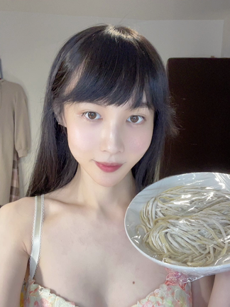 初の手打ち中華麺作りに挑戦してみたよの記事動画