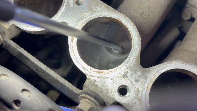 S15 シルビア　始動時エンジン不調の記事動画
