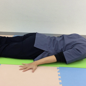 デスクワーカーの肩こりにおすすめエクササイズの画像