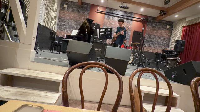 明日は四日市JAZZフェス出演‼︎の記事動画