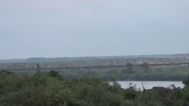 朝・中・露の国境の交差点　防川の記事動画