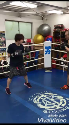 ミット打ちの記事動画