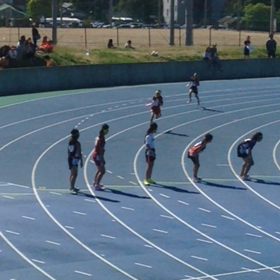 娘の陸上トレーニングの画像