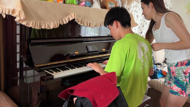 アホ男子突然の宣言に母全力で応援するの巻の記事動画