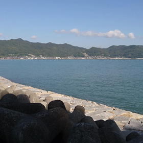 快晴の中  釣りする人の画像