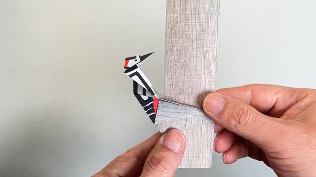 ツツク キツツキの折り方の記事動画