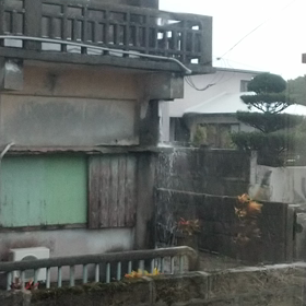 バルコニーも危険なのかぁ〜(-_-;)の画  像