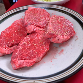 豪快がすぎるステーキの画像