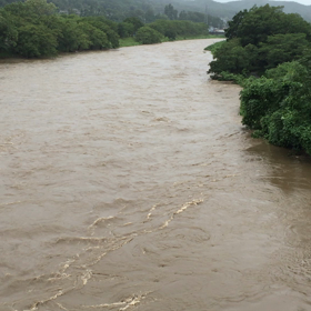 記録的短時間豪雨の画像