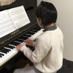 レッスンを楽しみに来てくれる生徒さん☆の画像