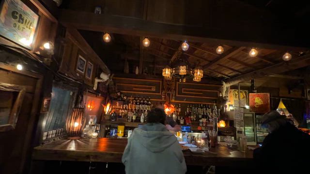 海で顔見知りになれば…ってかサーフィンやりましょう！の記事動画