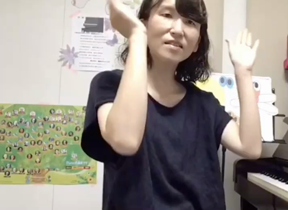 おやこリトミック☆すいかわりと十五夜☆の記事動画