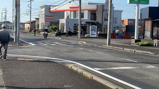 ポジティブなみなさんが集まって楽しいツーリングになりました♪朝ツーやっぱりいいなぁ！の記事動画