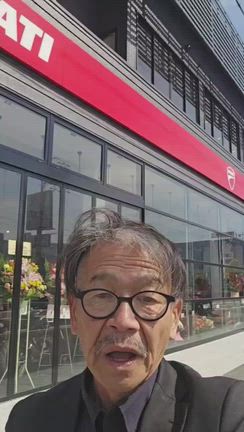 オープン初日！！ たくさんのご来店とお祝いをいただきました♪一部だけですがご紹介します。の記事動画