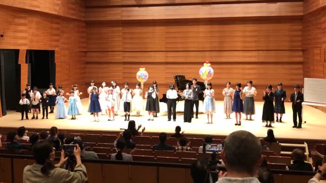 手拍子の花束+Bling Bang Bang Bornの記事動画