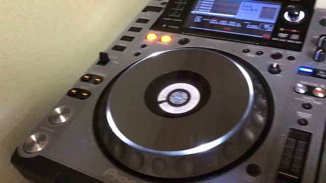 CDJ-2000 nexus 故障。。。の記事動画