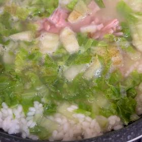 ご飯を炊いていますの画像