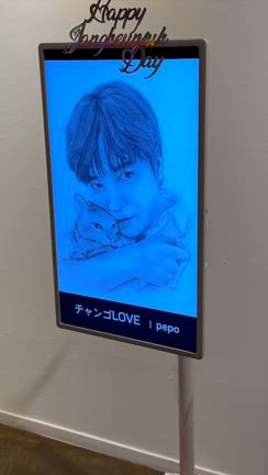 分かち合い写真展　ファンアートの記事動画