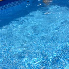 プールの画像
