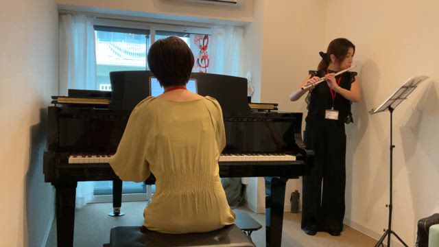 【かえピアノ財団音楽教室】ピアノ＆フルートミニコンサート＆楽器体験の記事動画
