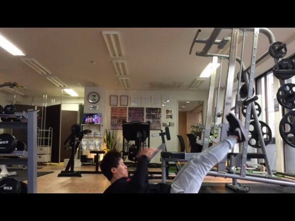 腹筋を割るには何から始めたら良い？その②の記事動画