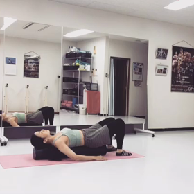 ストレッチポールを使ったコアトレーニングの画像