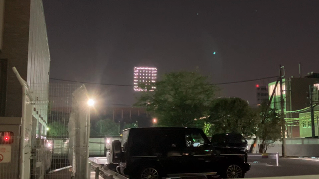 国立競技場の上空に結婚祝いのドローン！（動画あり、音注意）の記事動画