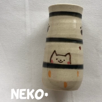 ③はじめて赤ちゃんコップ「うまくのめるよ」ねこ・はなみるぴよの記事動画