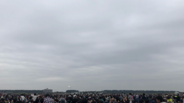 光と雷鳴の記事動画