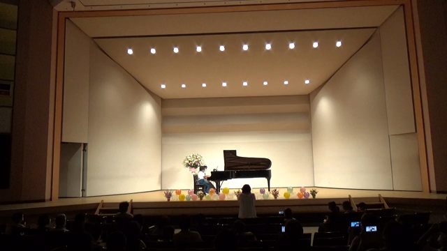 第6回ピアノ発表会の記事動画