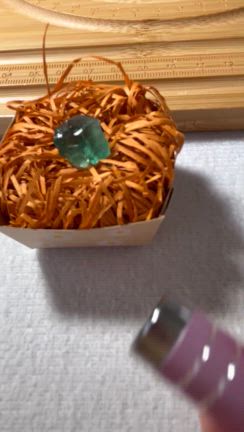 飛行石みたいなフローライトさん、どんどん旅立っています！の記事動画