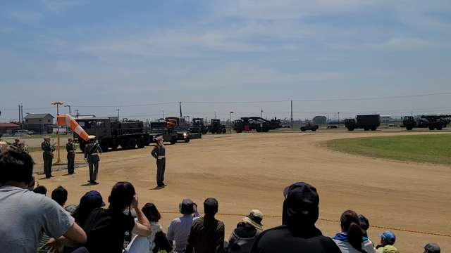 陸上自衛隊 徳島駐屯地 開設10周年記念行事の記事動画