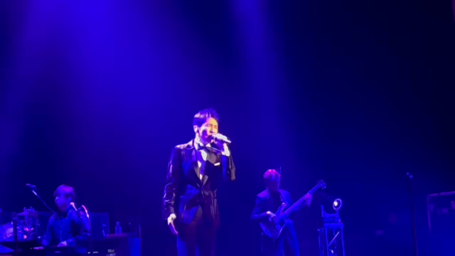 中野サンプラザ郷ひろみさんのコンサートの記事動画