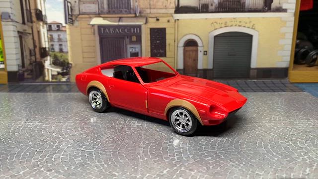 アオシマ　楽プラ　フェアレディ　432仕様　フル開閉の記事動画