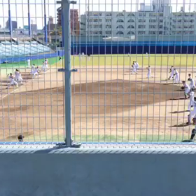 かたや日本シリーズ、かたや秋期キャンプの画像