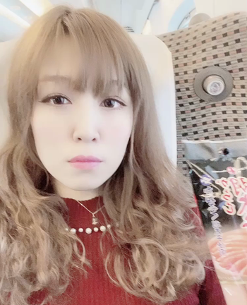 美女と会ってくるわの記事動画