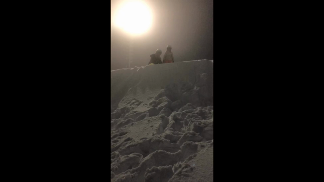 スキー場でスキーしない？！その2の記事動画