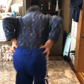 愉快な踊りの画像