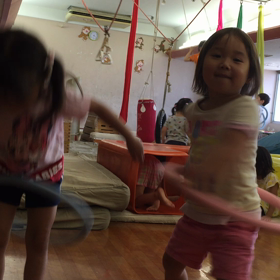 なにしてんのこの2人の画像