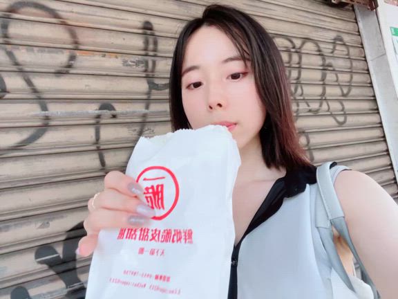 台湾でドーナツ！の記事動画