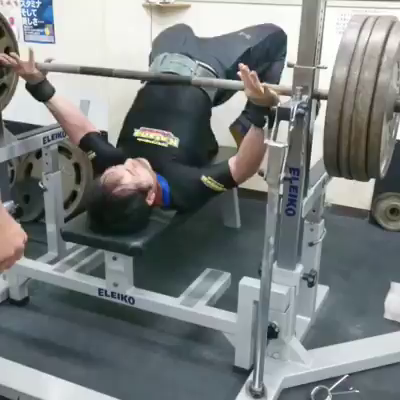 ベンチプレスの記事動画