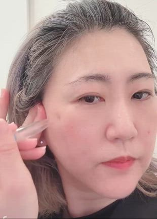 毛穴のお掃除動画の記事動画